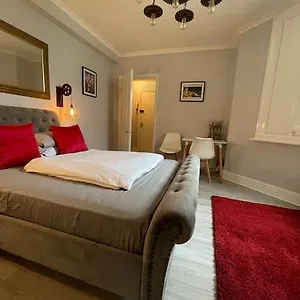 The Vault - Cosy In / Brighton