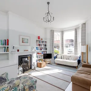 Flat W Large Garden Brighton