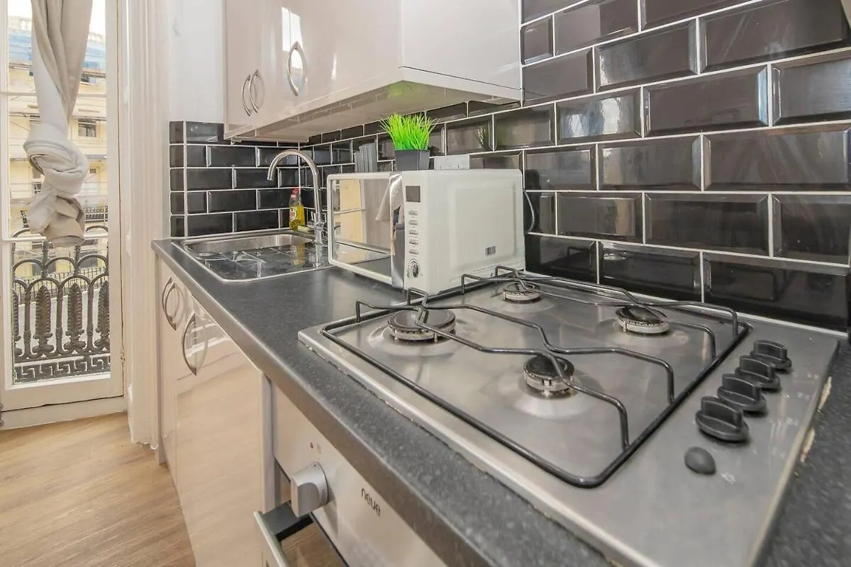 Apartment Bloomsaway Seafront Onebedroom Bn38Bru02 Brighton